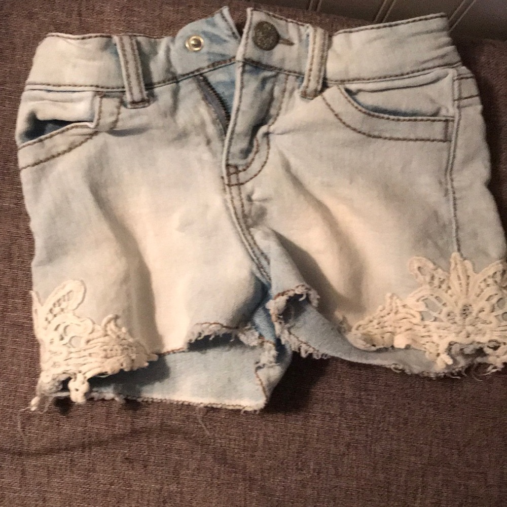 Cherokee blue jean shorts used